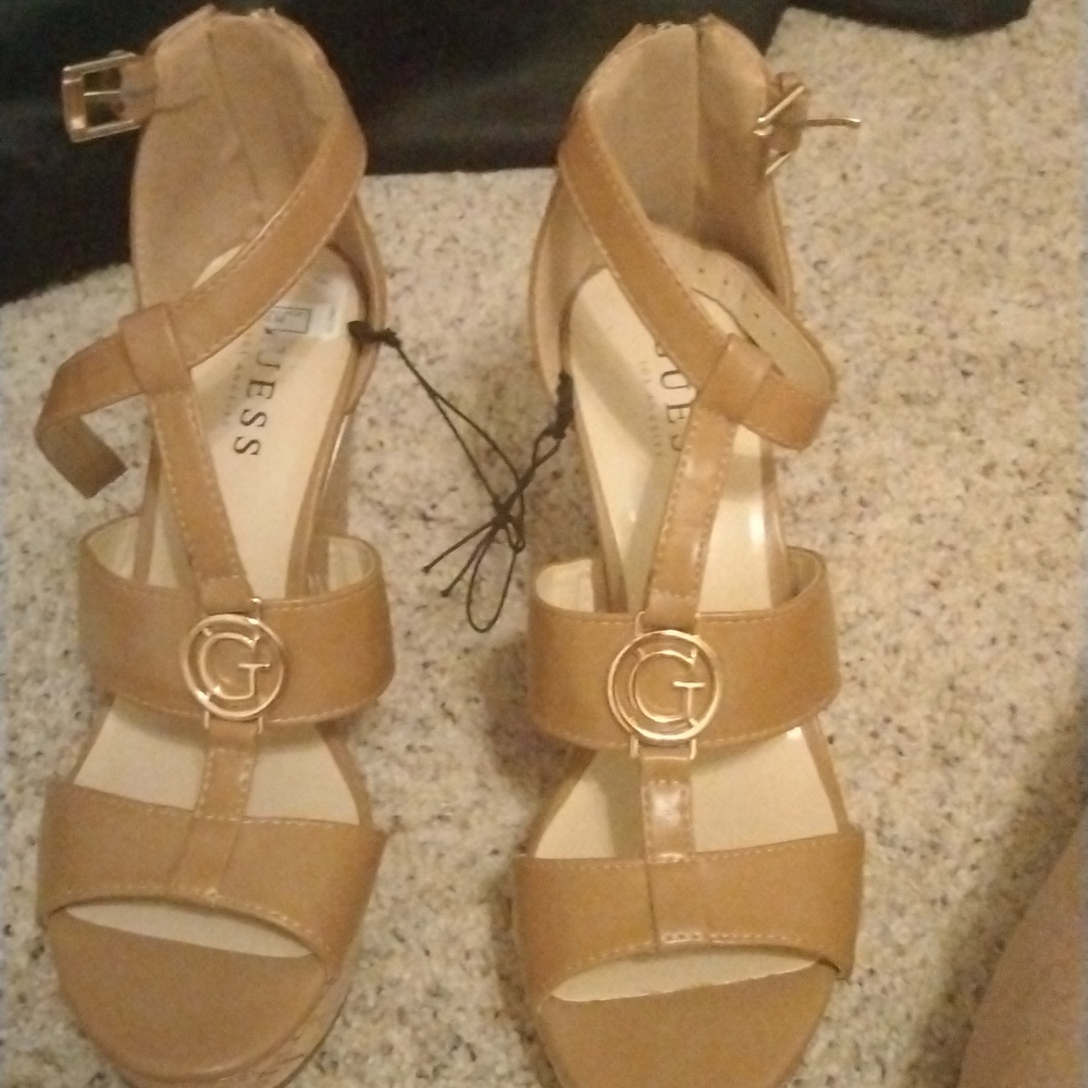 Guess  tan sandals